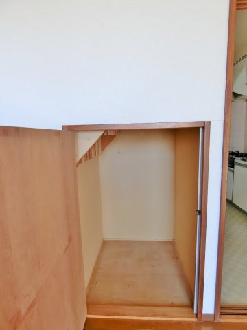 コーポクエールⅡの収納