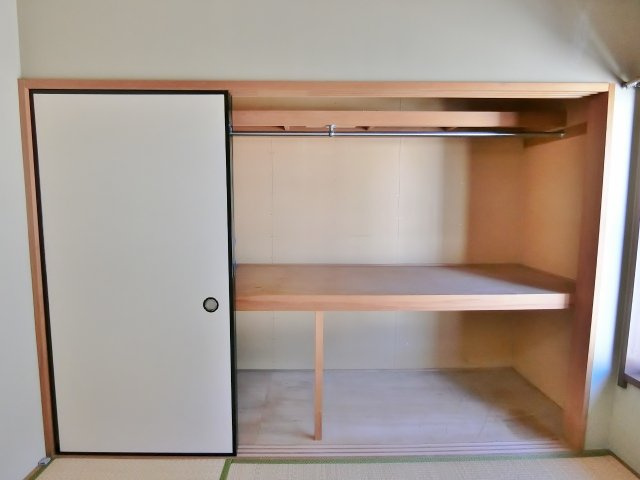コーポクエールⅡの収納