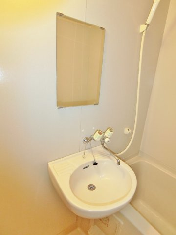 コーポクエールⅡの洗面所