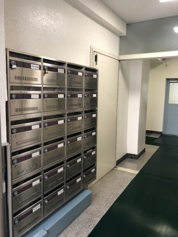 千代田会館のロビー