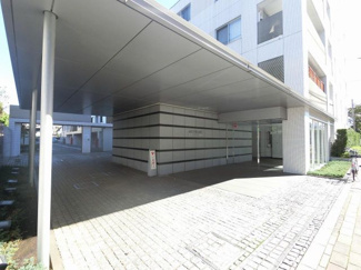 【エントランス】 | 東急池上線「千鳥町」駅徒歩2分の好立地！東急多摩川線「武蔵新田」駅徒歩6分！