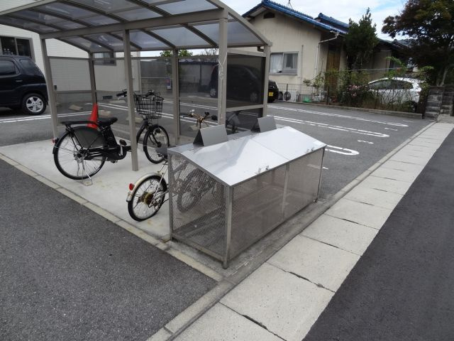 アザレアヒルズ西条