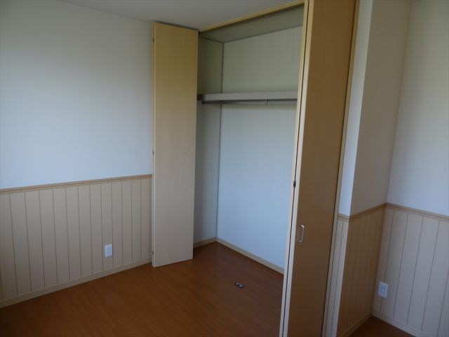 ヴェルデメゾンさだいわ　Ｂ棟の収納