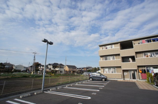 【駐車場】