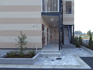 【エントランス】 | スペィシア