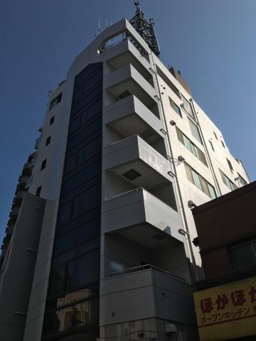 松風ビルの外観