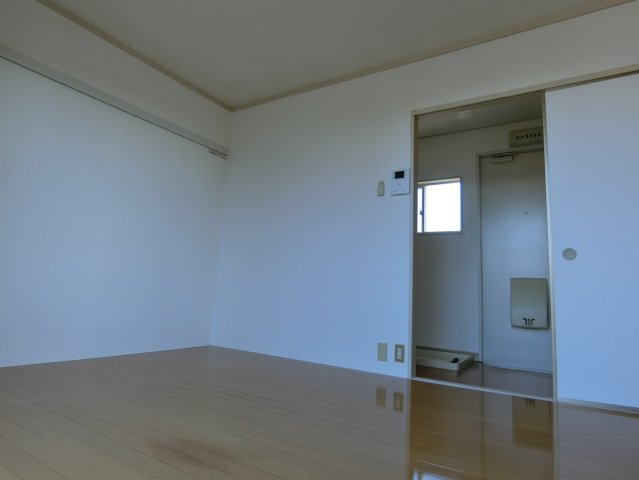 フレグランスレイC　の居間・リビング