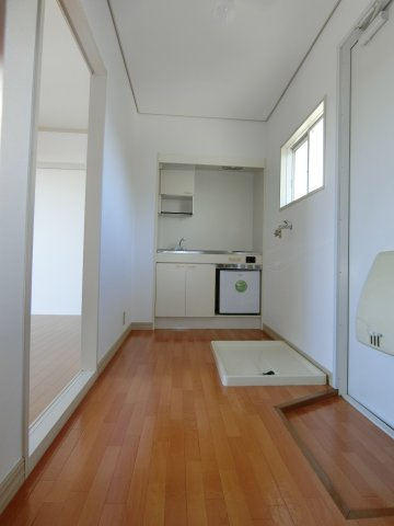 フレグランスレイC　の洋室