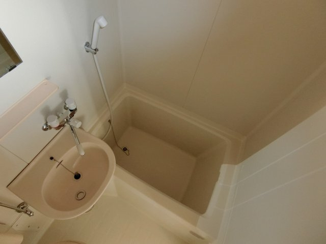 フレグランスレイC　の浴室