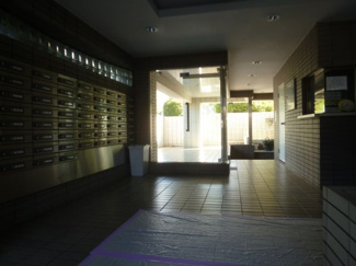 【エントランス】