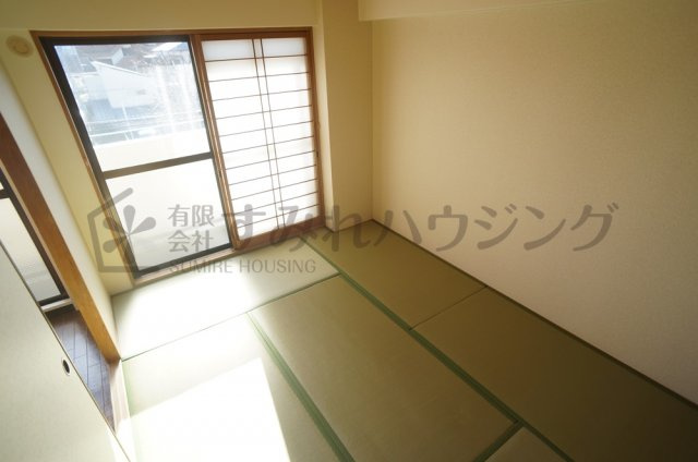 ラ・モーブのその他