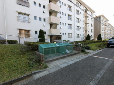【その他共用部分】 | 宮向団地五街区八号棟 | ゴミ置場