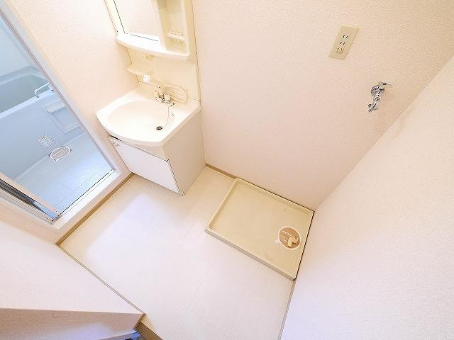 シェルゼファーの洗面所|使いやすい洗面所です