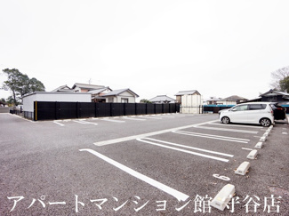 【駐車場】 | クローバー