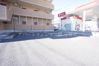 【駐車場】