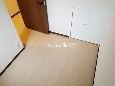 【洋室】 | ラフィネ小松Ｂ棟 | ラフィネ小松