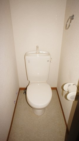 【トイレ】 | エクセレント宮本 | 清潔感のあるトイレです