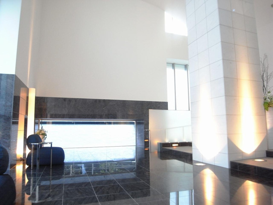 【エントランス】