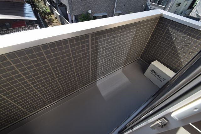 ライフステーション船橋のバルコニー|お洗濯にも便利なバルコニー付き