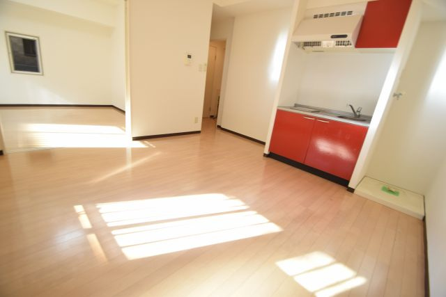 ミリアビタ№１３の居間・リビング|使いやすいリビングです