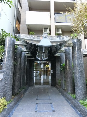 【エントランス】