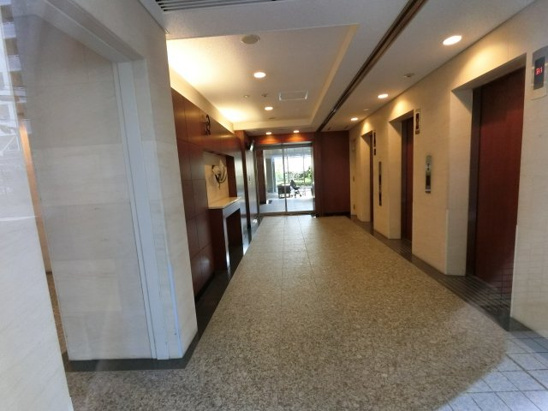 【エントランス】エレベーター