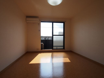 【居間・リビング】 | シャトミーＧ | 202号室の写真です。