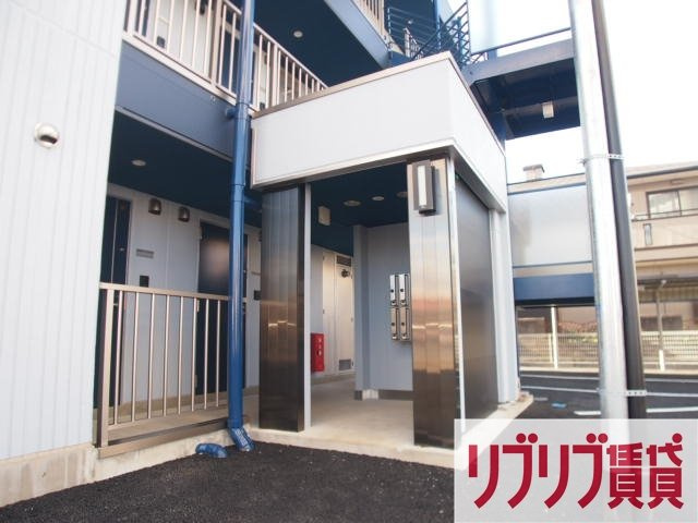 レスタシア穴川のエントランス