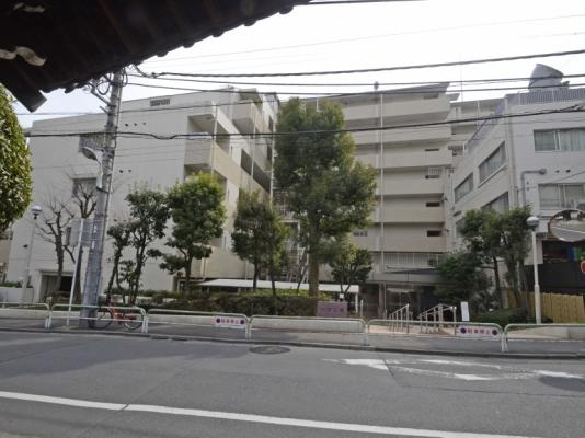トーカンマンション加賀公園の外観