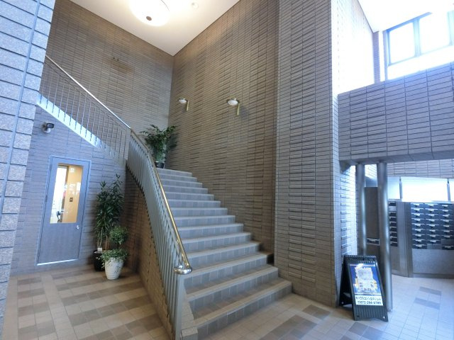 【エントランス】