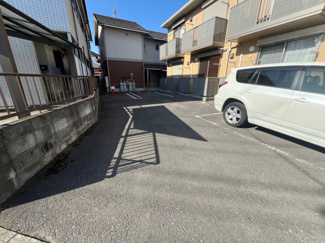 【駐車場】