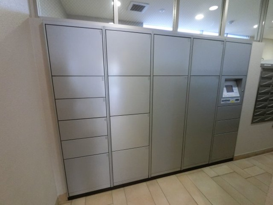 【エントランス】宅配ボックス