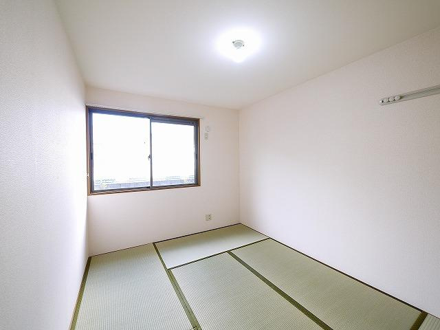 ラフィーネ結崎　Ｂ棟の内装|落ち着いた雰囲気の和室です