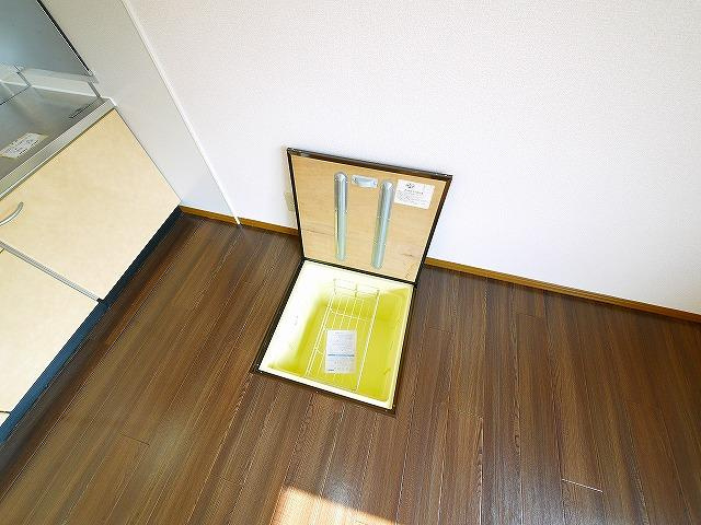 ラフィーネ結崎　Ｂ棟の収納|調味料などを収納していただけます