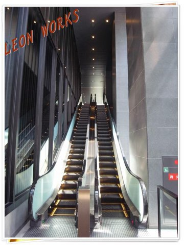 【周辺】 | エスカレーター