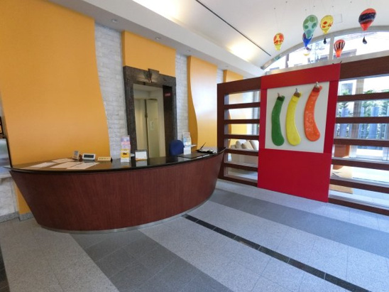 【エントランス】コンシェルジュカウンター