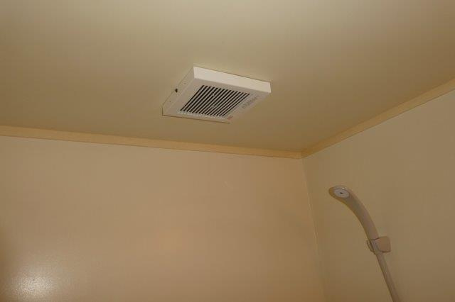 エスポワール老松の浴室|浴室換気扇