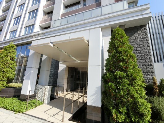 【エントランス】