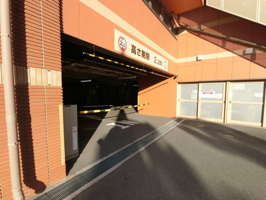 【エントランス】