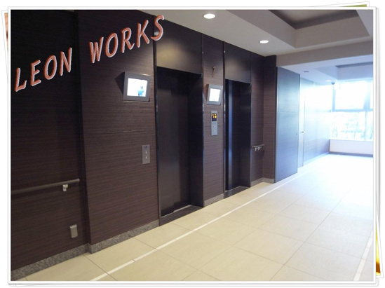 【エントランス】エレベーター