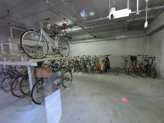 【エントランス】駐輪場