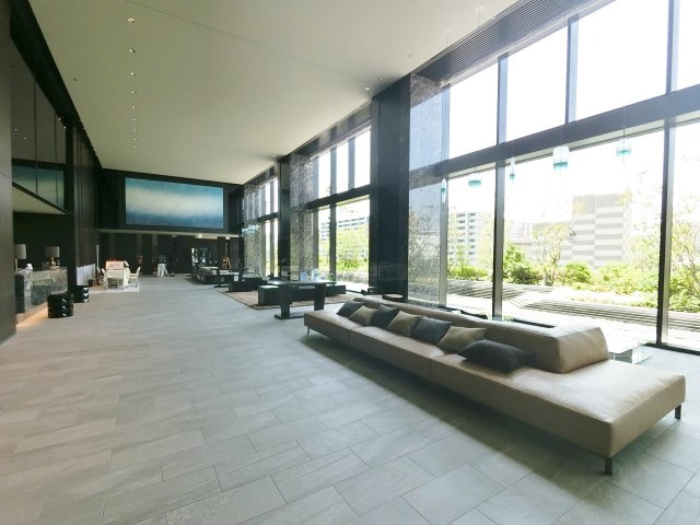 【エントランス】