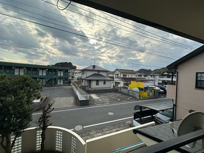 【展望】 | 齋藤ハウス | バルコニーからの眺望です♪2階にあるので人目が気にならないのが嬉しいですよね☆