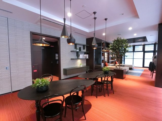 【エントランス】