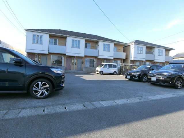 シャーメゾン大山B棟の駐車場