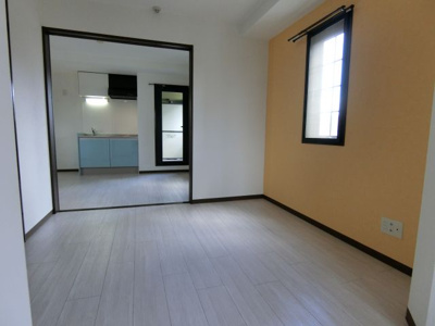 【居間・リビング】 | クレセントコート