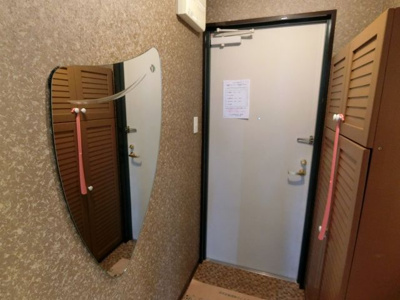 【玄関】 | クレセントコート