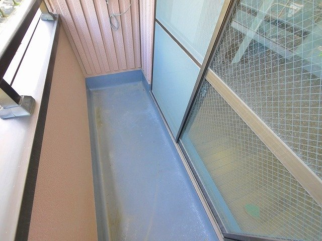 米田マンションのバルコニー|落ち着いた時間を過ごせるバルコニーです