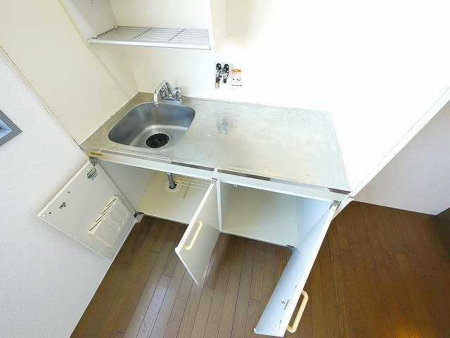 米田マンションのキッチン|お料理しやすいキッチンです