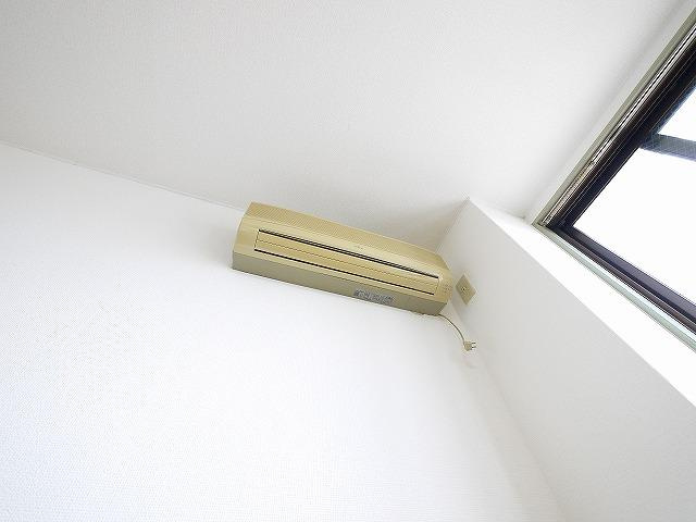 米田マンションの設備|エアコンが付いてます。